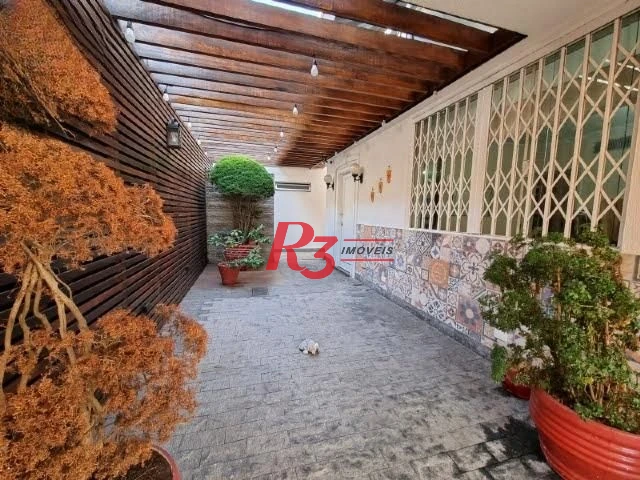 Casa com 5 dormitórios, 314 m² - venda por R$ 3.000.000,00 ou aluguel por R$ 16.000,00/mês - Boqueirão - Santos/SP