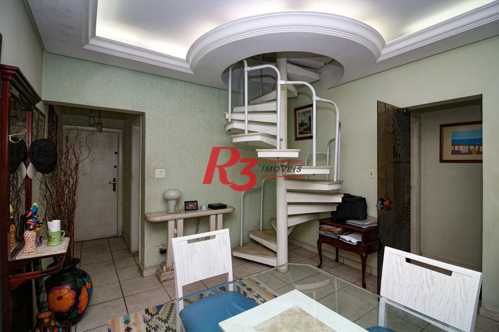 Cobertura com 3 dormitórios à venda, 250 m² por R$ 1.500.000,00 - Ponta da Praia - Santos/SP