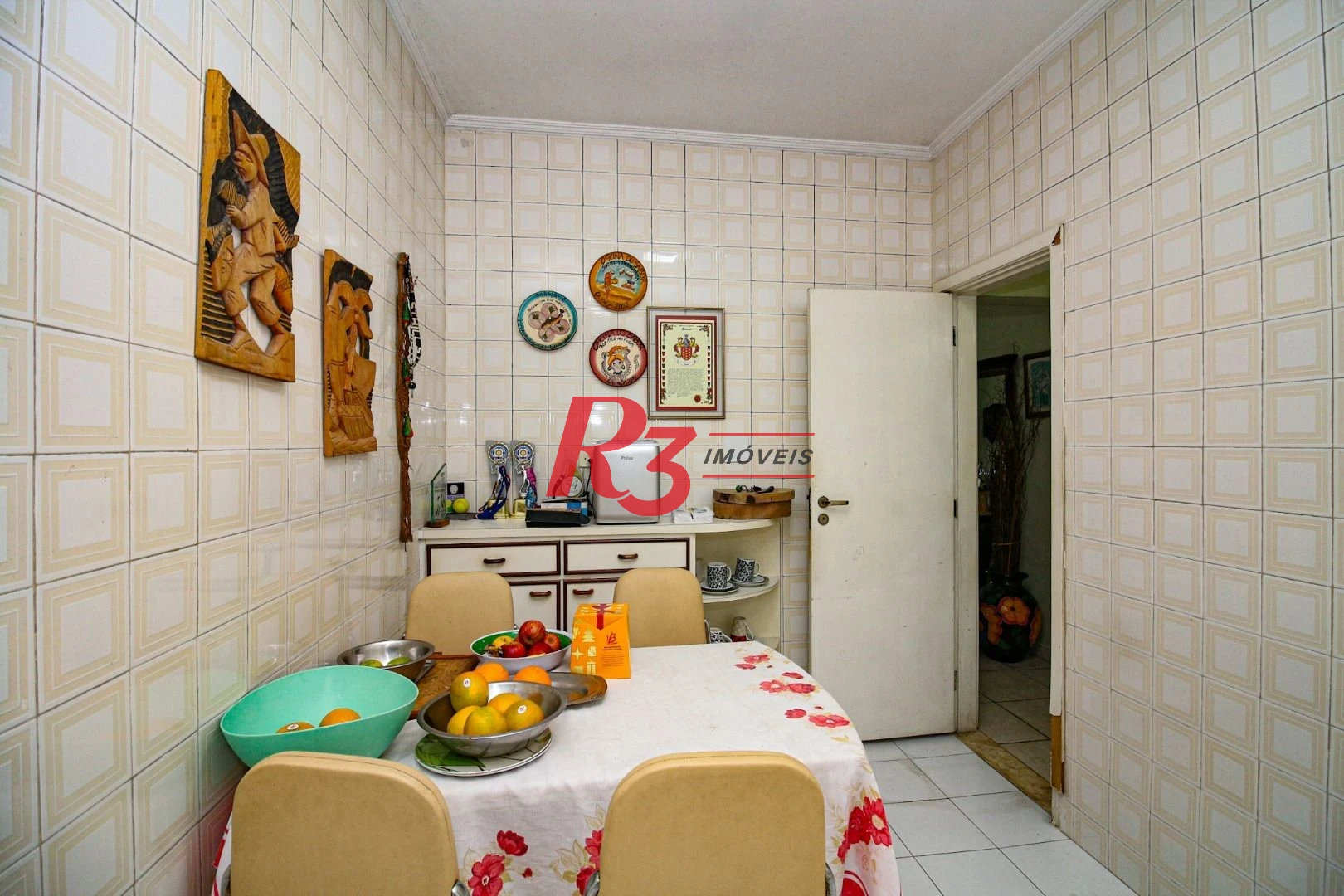 Cobertura com 3 dormitórios à venda, 250 m² por R$ 1.500.000,00 - Ponta da Praia - Santos/SP