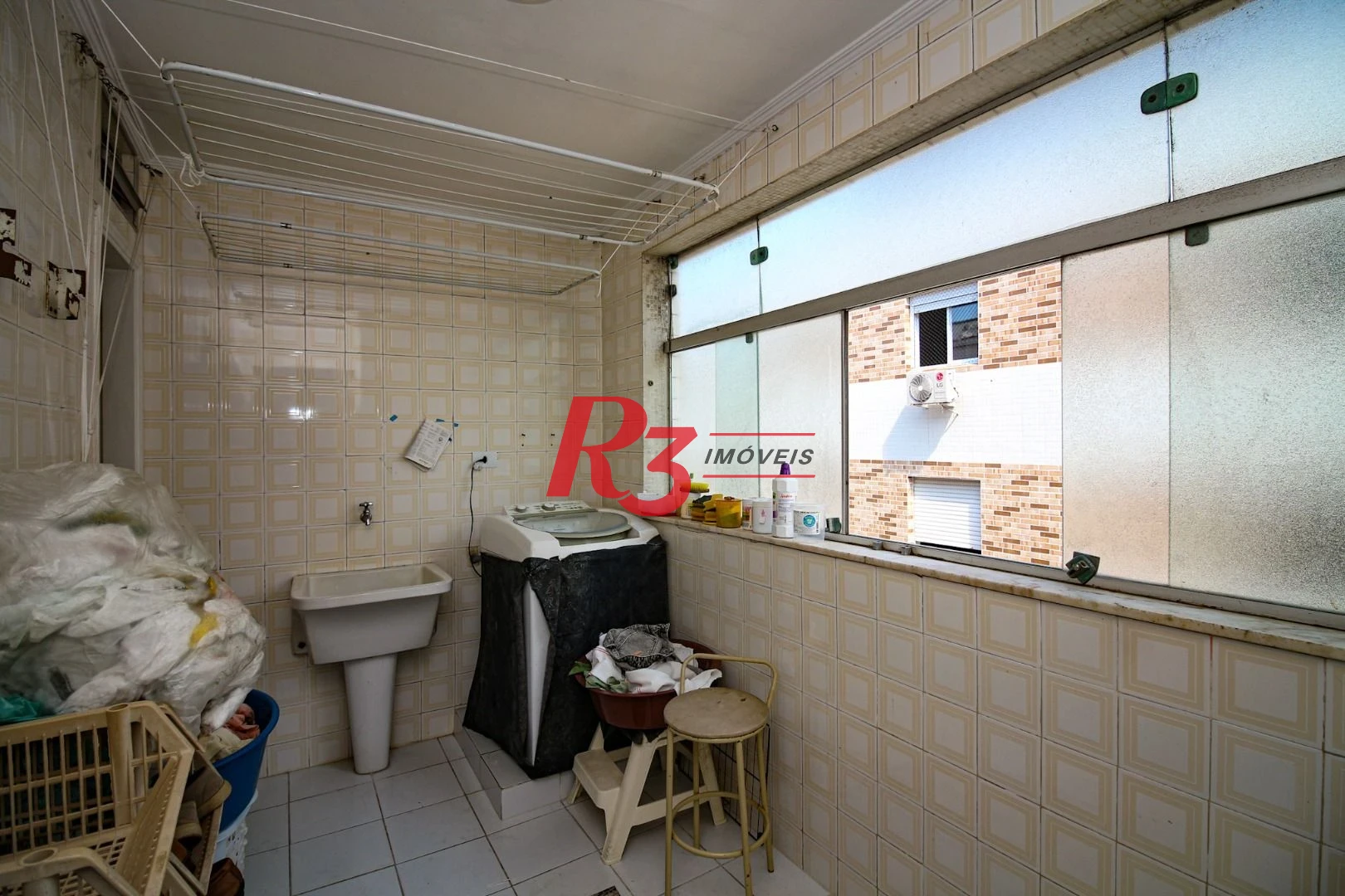 Cobertura com 3 dormitórios à venda, 250 m² por R$ 1.500.000,00 - Ponta da Praia - Santos/SP