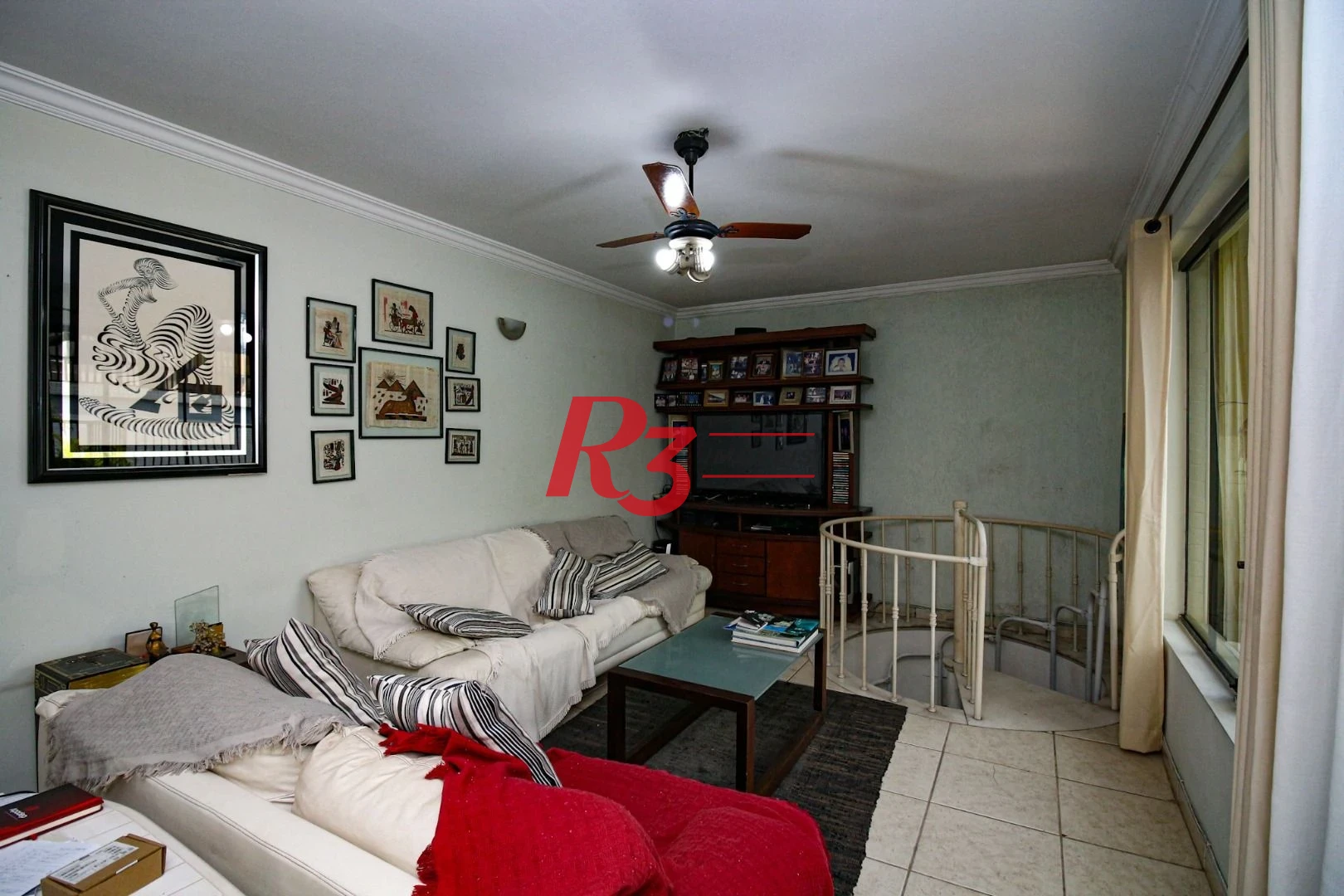 Cobertura com 3 dormitórios à venda, 250 m² por R$ 1.500.000,00 - Ponta da Praia - Santos/SP