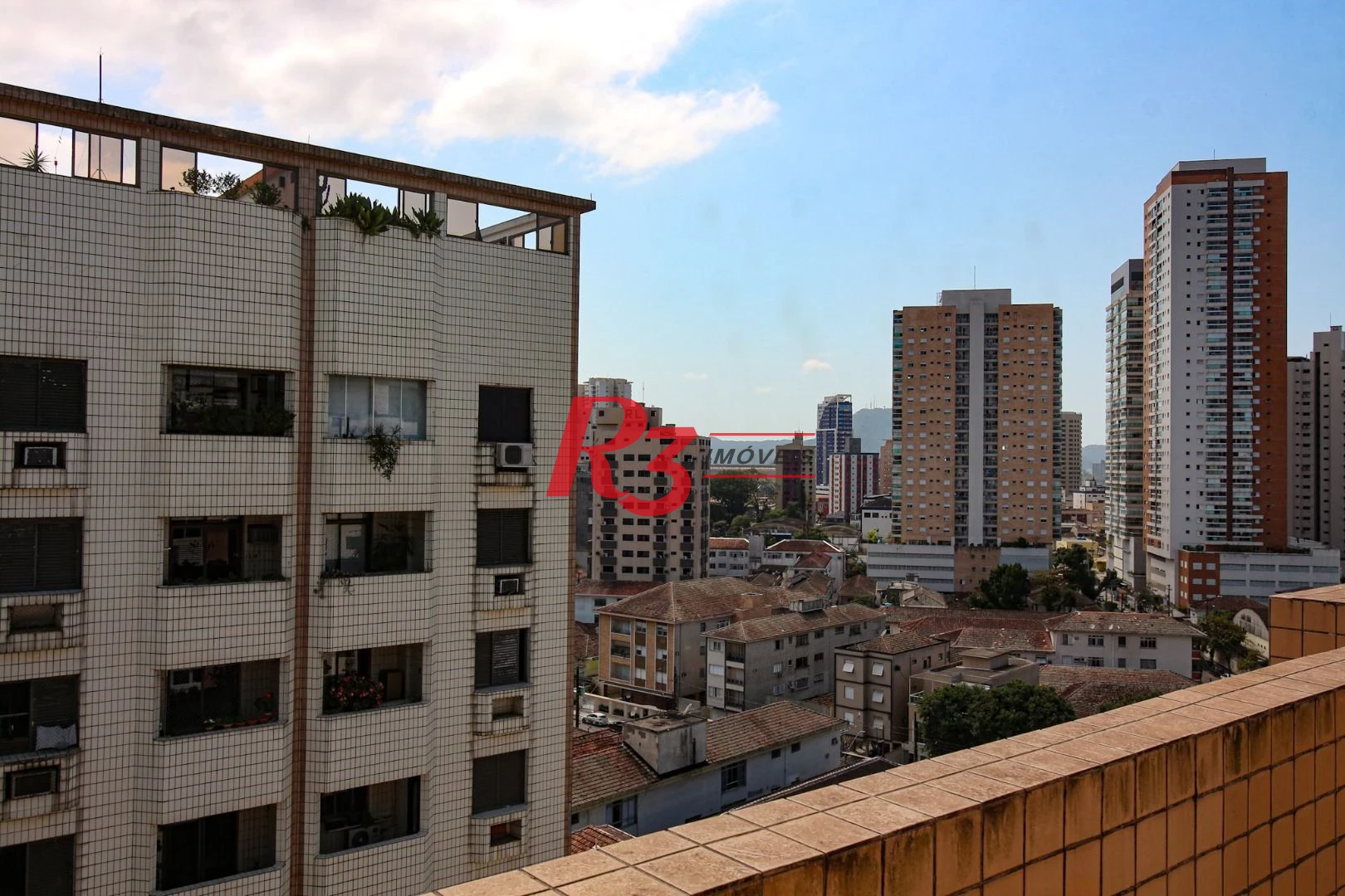 Cobertura com 3 dormitórios à venda, 250 m² por R$ 1.500.000,00 - Ponta da Praia - Santos/SP