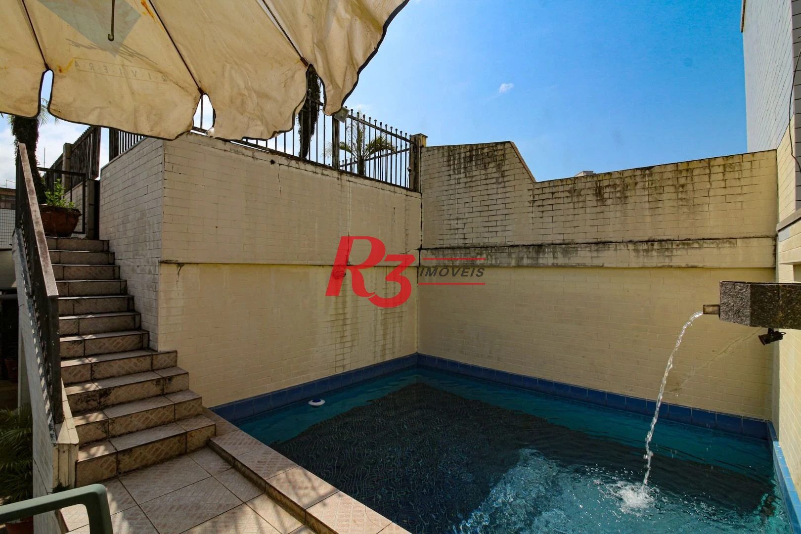 Cobertura com 3 dormitórios à venda, 250 m² por R$ 1.500.000,00 - Ponta da Praia - Santos/SP
