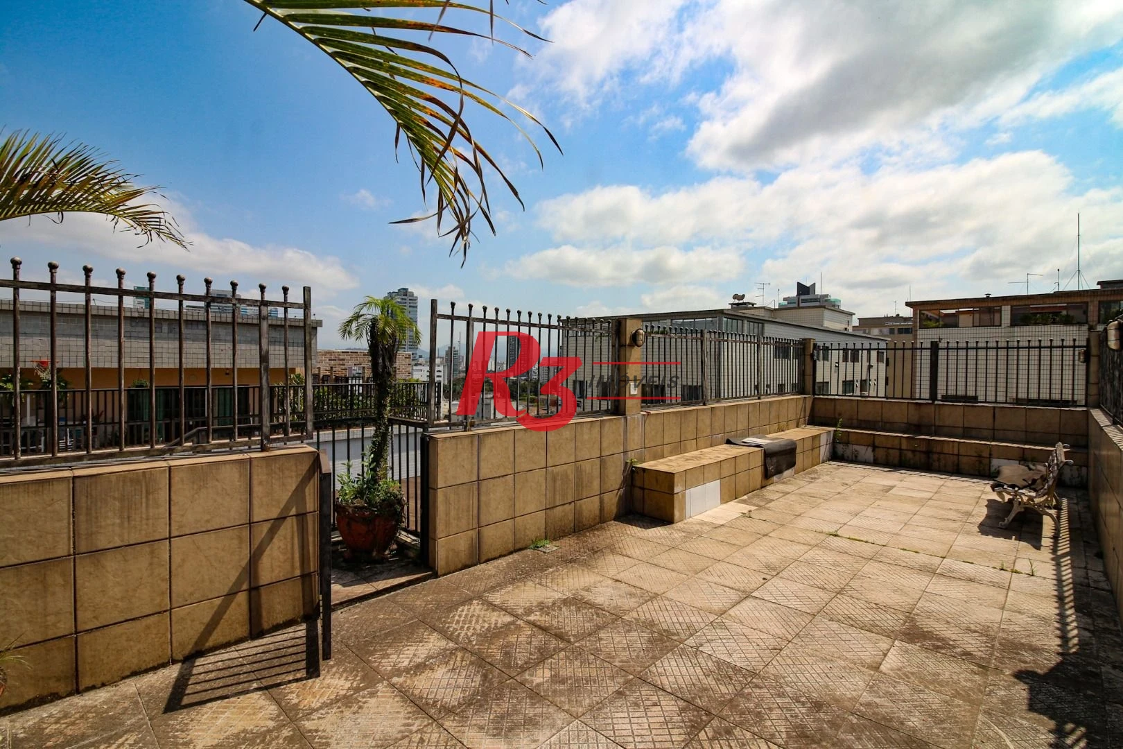 Cobertura com 3 dormitórios à venda, 250 m² por R$ 1.500.000,00 - Ponta da Praia - Santos/SP