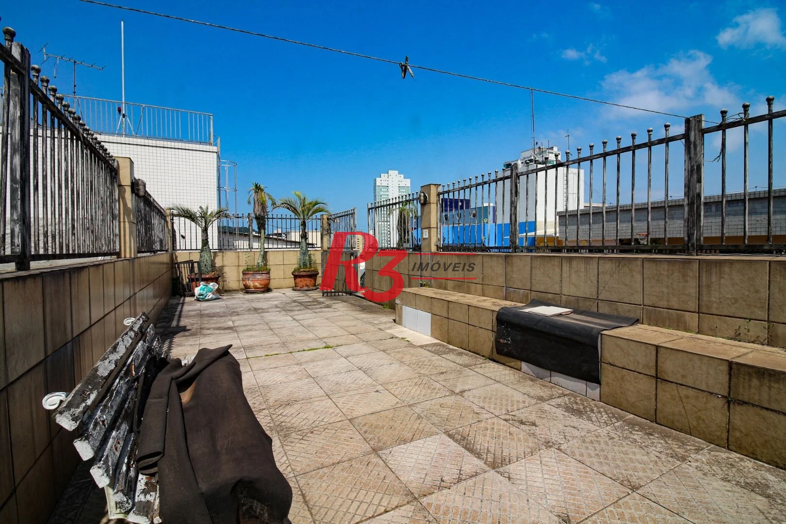 Cobertura com 3 dormitórios à venda, 250 m² por R$ 1.500.000,00 - Ponta da Praia - Santos/SP