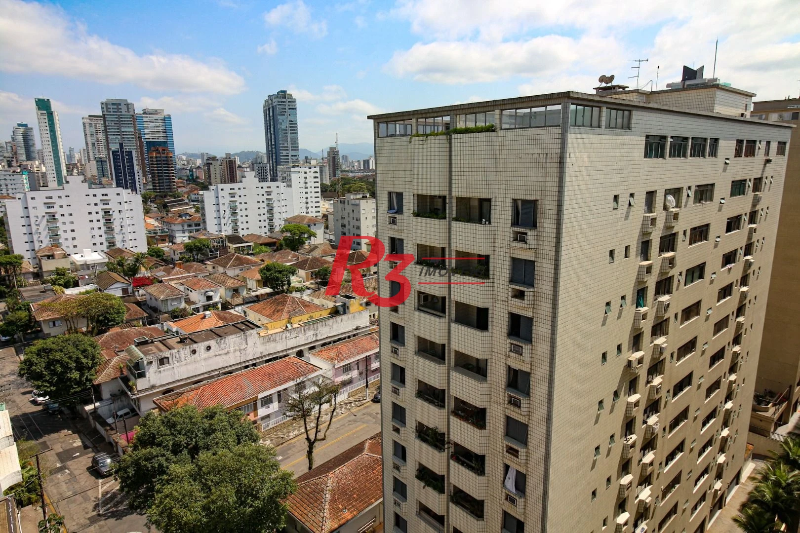 Cobertura com 3 dormitórios à venda, 250 m² por R$ 1.500.000,00 - Ponta da Praia - Santos/SP