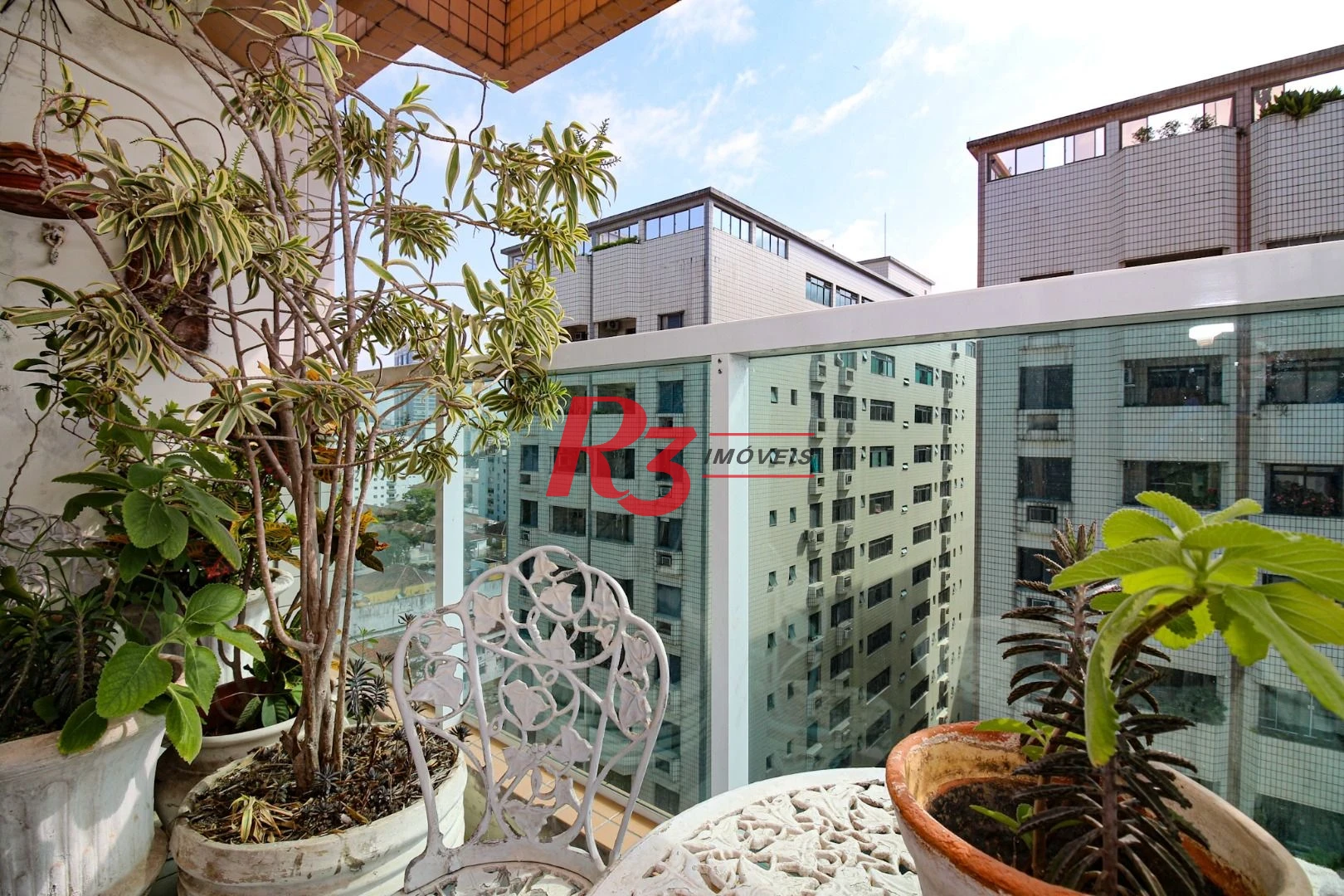 Cobertura com 3 dormitórios à venda, 250 m² por R$ 1.500.000,00 - Ponta da Praia - Santos/SP