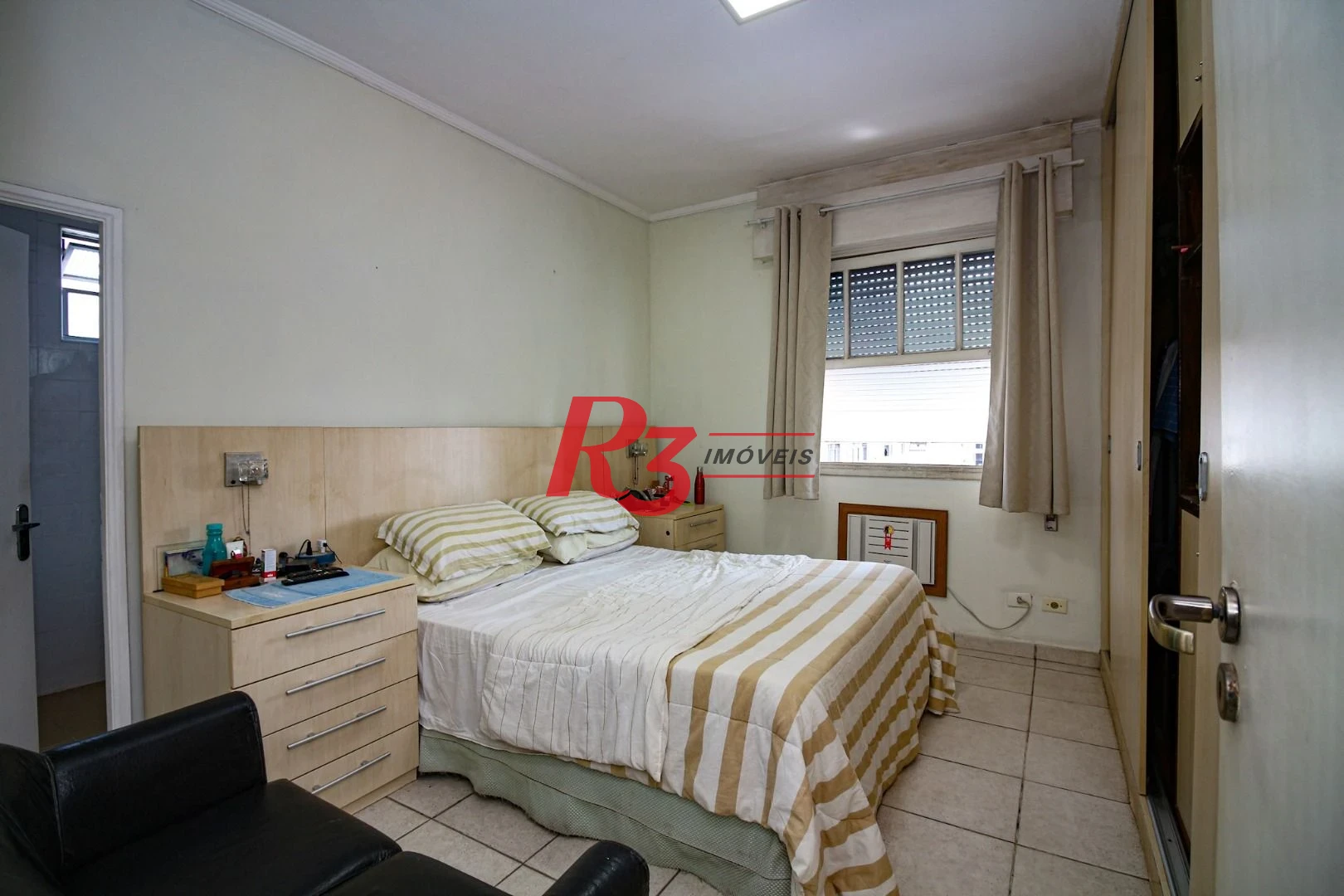 Cobertura com 3 dormitórios à venda, 250 m² por R$ 1.500.000,00 - Ponta da Praia - Santos/SP
