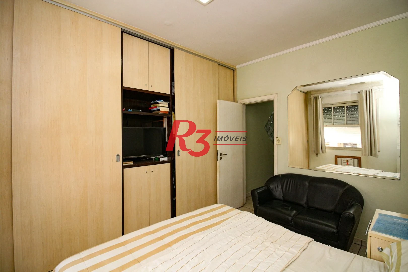 Cobertura com 3 dormitórios à venda, 250 m² por R$ 1.500.000,00 - Ponta da Praia - Santos/SP