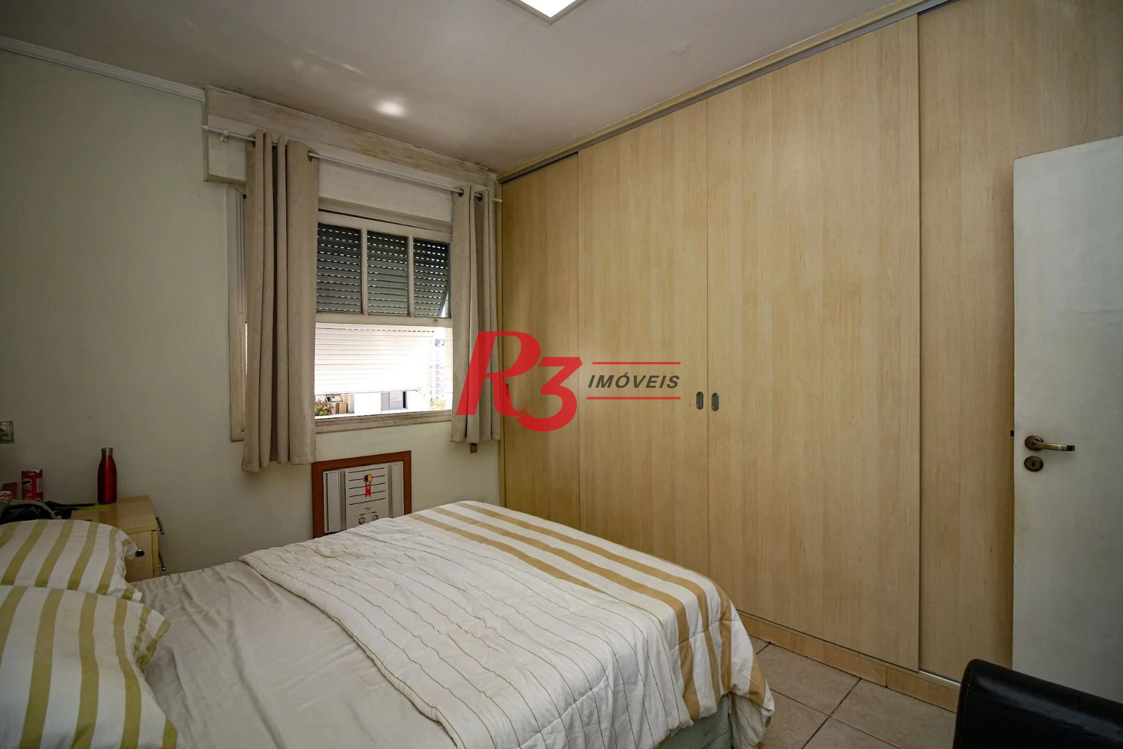 Cobertura com 3 dormitórios à venda, 250 m² por R$ 1.500.000,00 - Ponta da Praia - Santos/SP