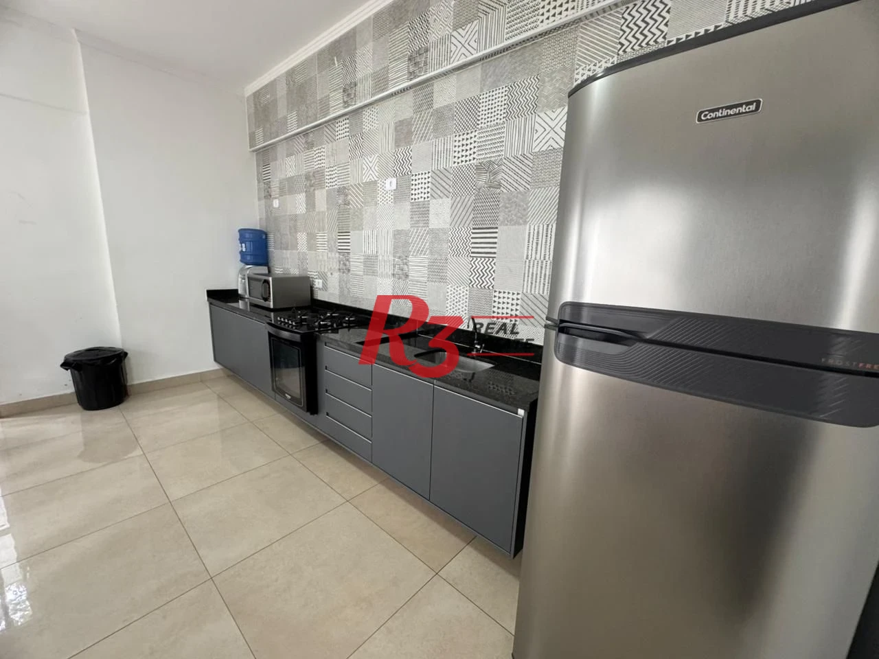 Apartamento com 2 dormitórios para alugar, 52 m² por R$ 3.500,00/mês - Macuco - Santos/SP