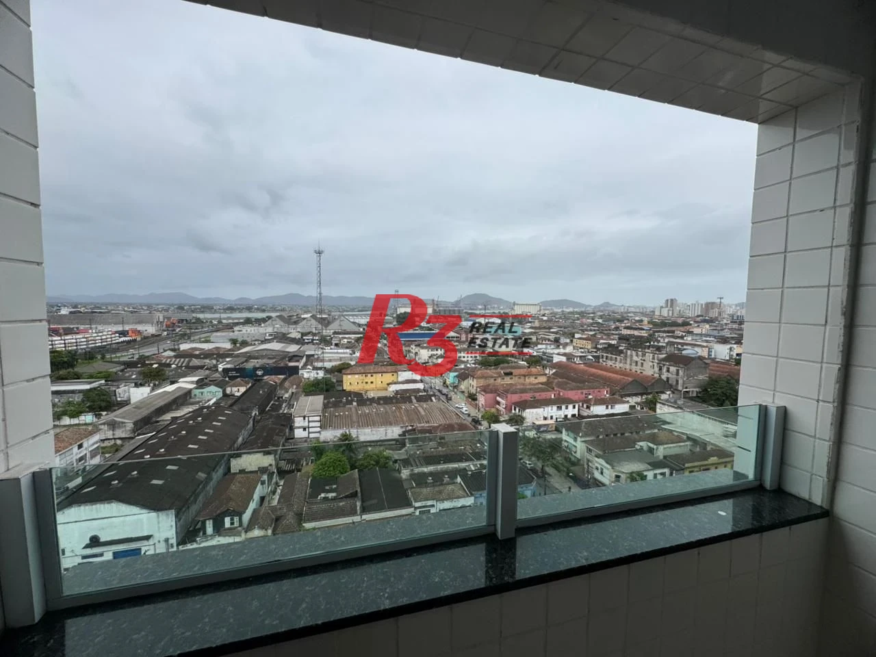 Apartamento com 2 dormitórios para alugar, 52 m² por R$ 3.500,00/mês - Macuco - Santos/SP