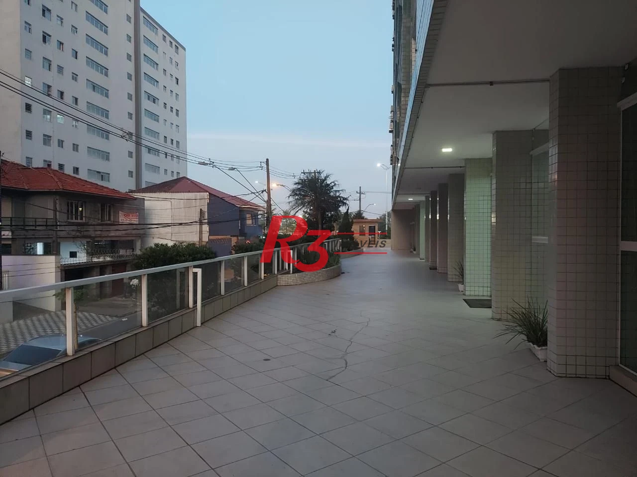 Apartamento com 3 dormitórios à venda, 189 m² por R$ 650.000,00 - Itararé - São Vicente/SP