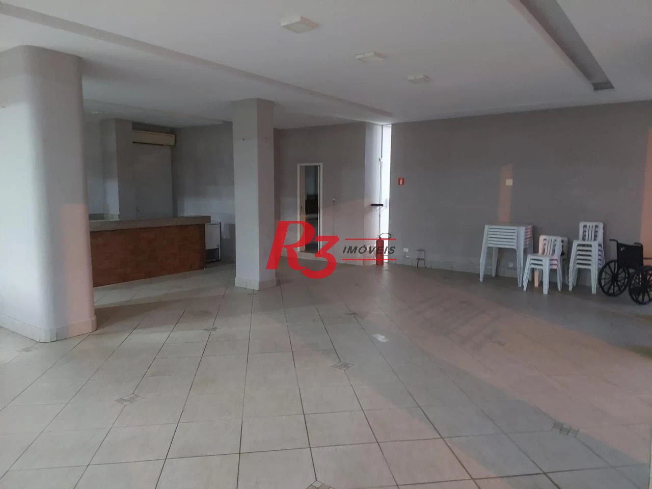 Apartamento com 3 dormitórios à venda, 189 m² por R$ 650.000,00 - Itararé - São Vicente/SP