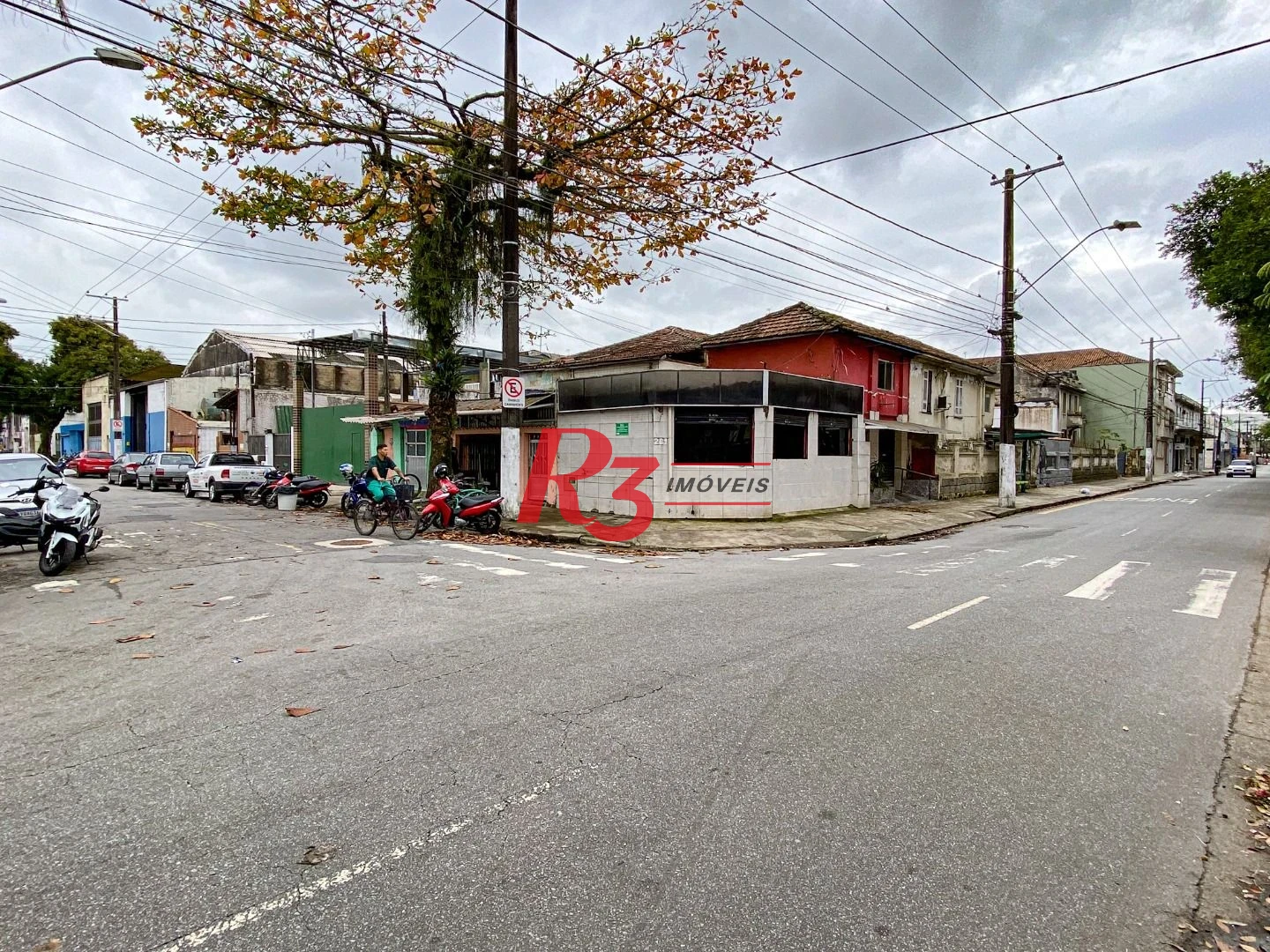 Terreno à venda, 350 m² por R$ 1.500.000,00 - Macuco - Santos/SP