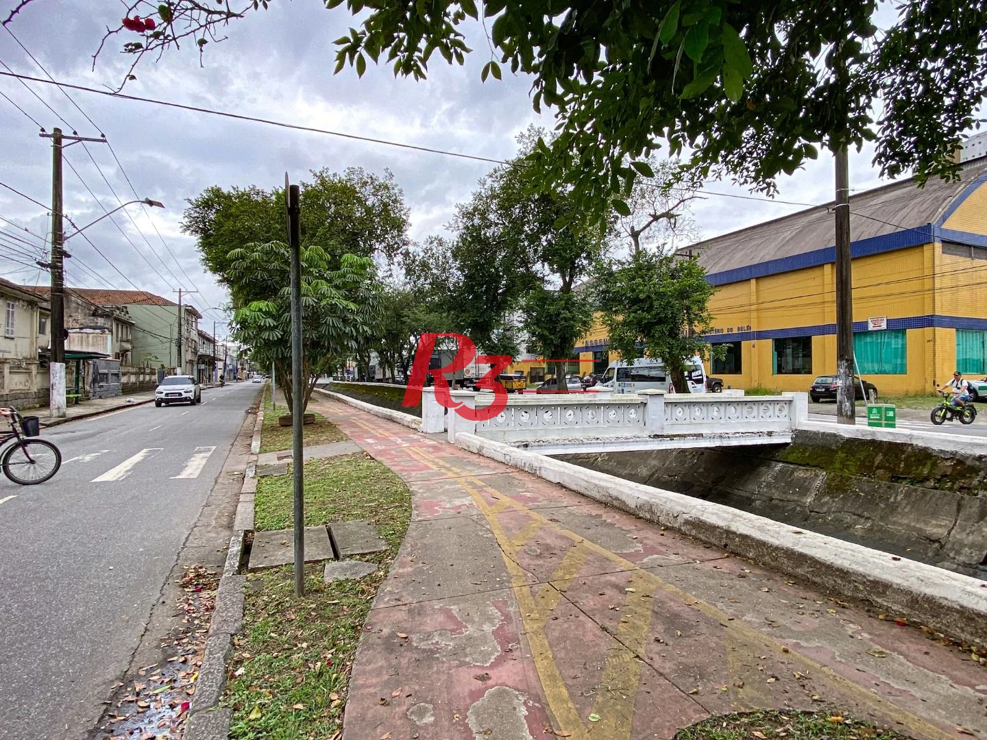 Terreno à venda, 350 m² por R$ 1.500.000,00 - Macuco - Santos/SP