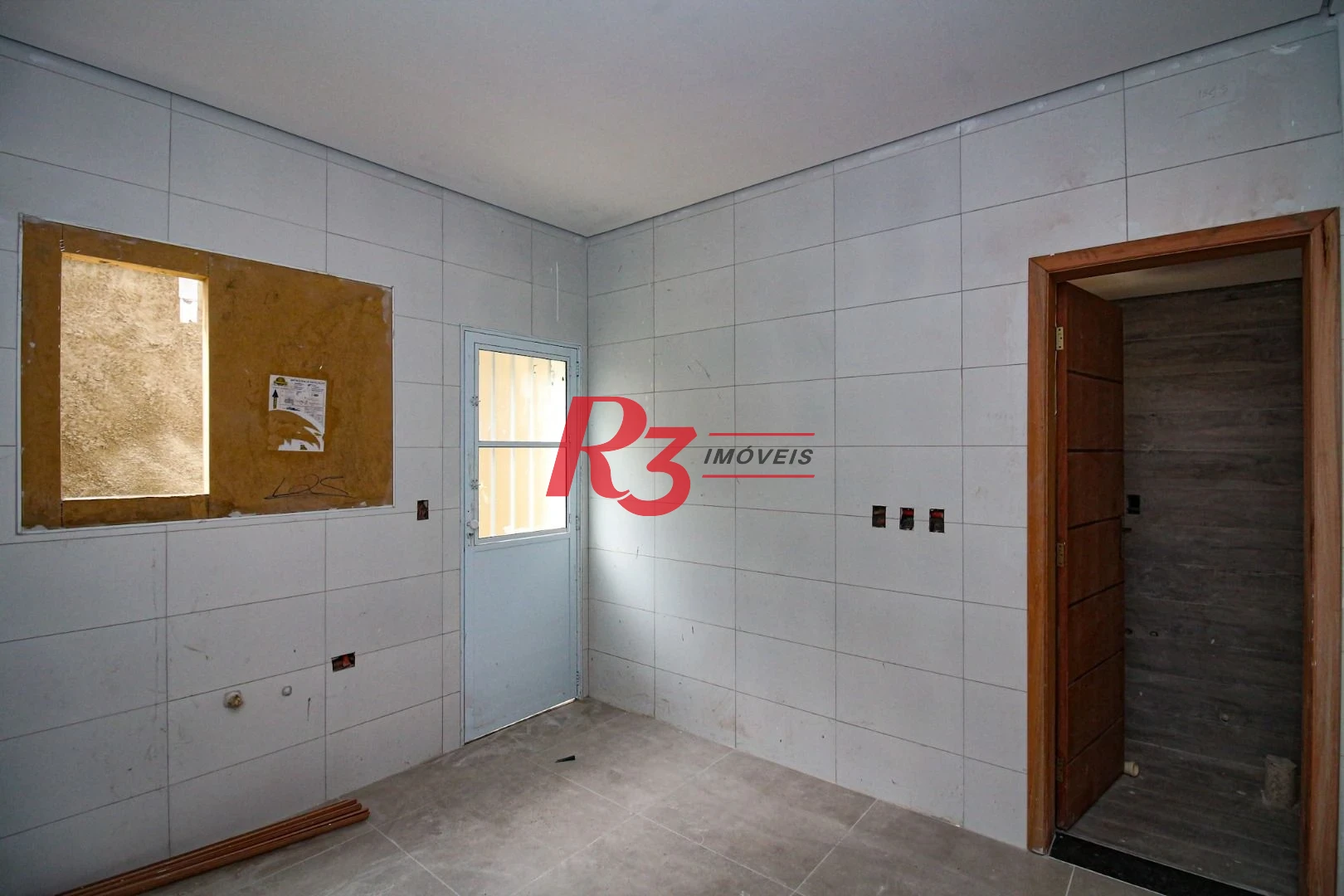Sobrado à venda, 85 m² por R$ 680.000,00 - Parque da Montanha - Santos/SP