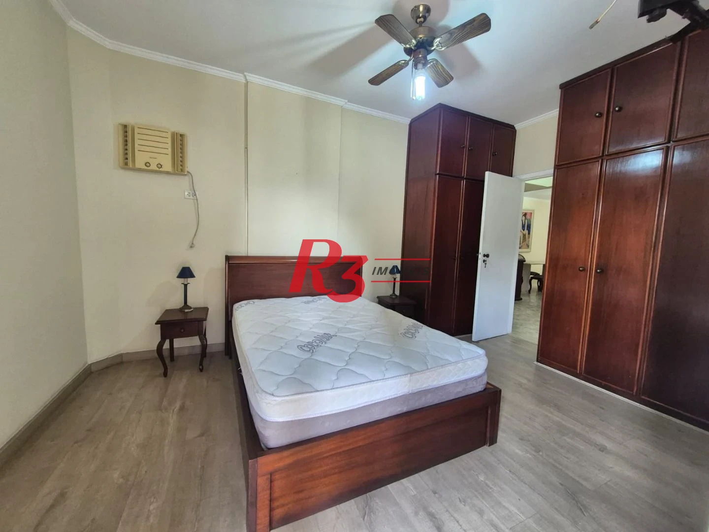 Apartamento com 3 dormitórios à venda, 150 m² por R$ 980.000,00 - Pompéia - Santos/SP