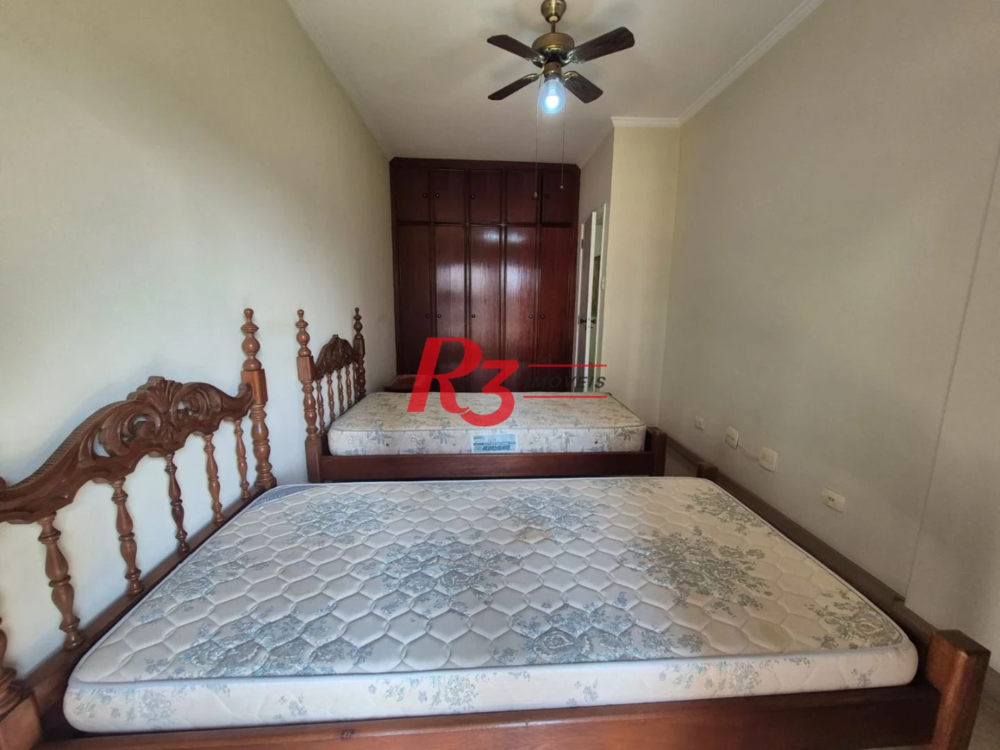 Apartamento com 3 dormitórios à venda, 150 m² por R$ 980.000,00 - Pompéia - Santos/SP