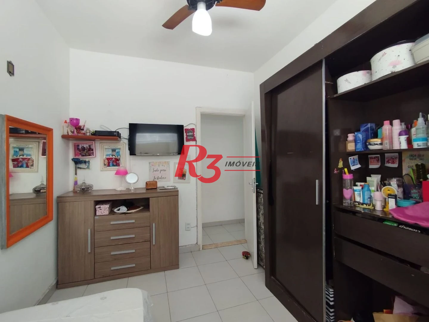 Apartamento com 3 dormitórios à venda, 68 m² por R$ 395.000,00 - Macuco - Santos/SP