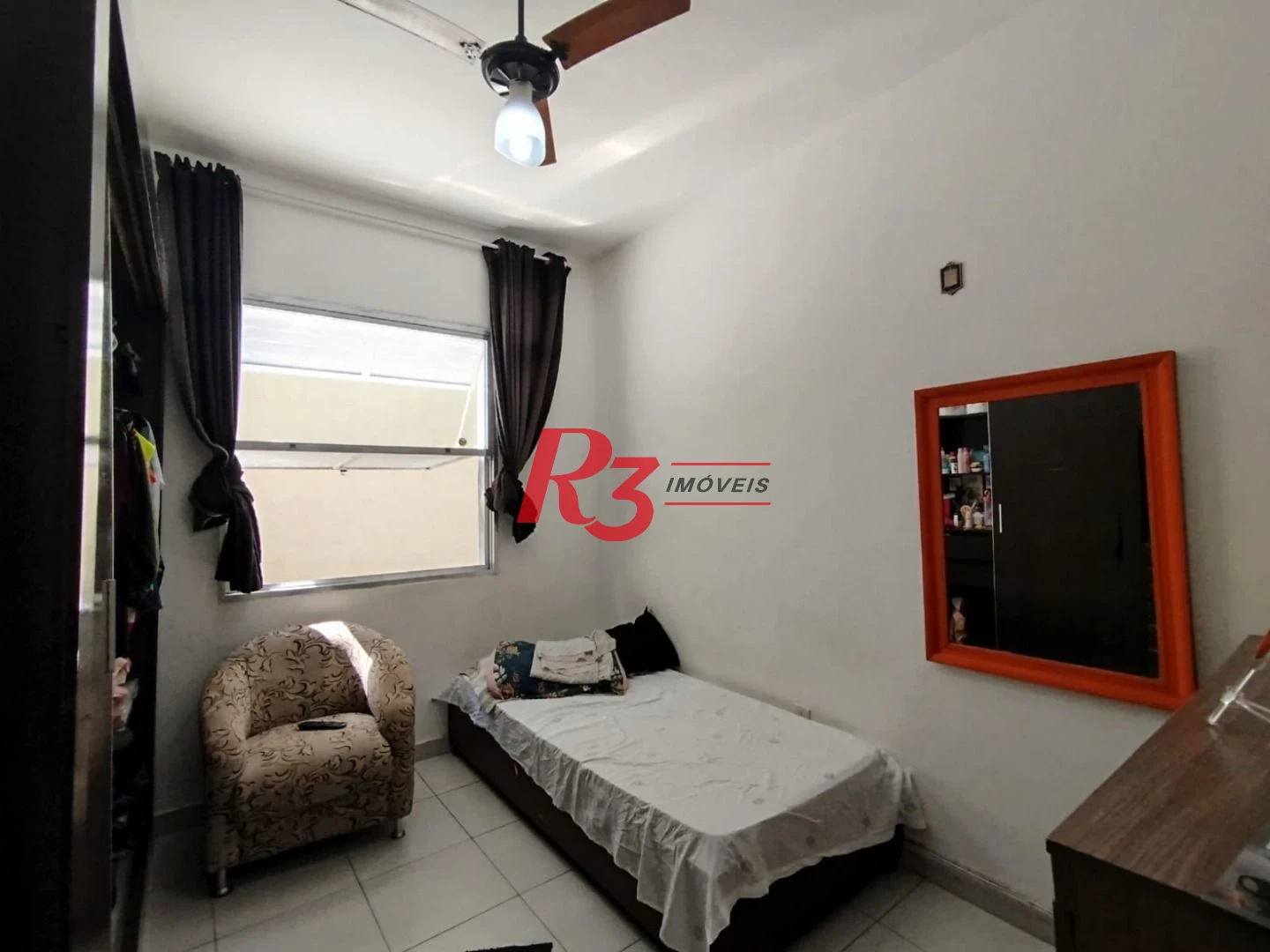 Apartamento com 3 dormitórios à venda, 68 m² por R$ 395.000,00 - Macuco - Santos/SP