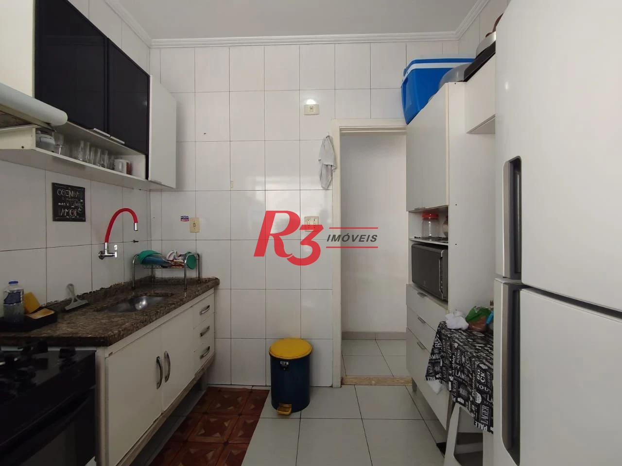 Apartamento com 3 dormitórios à venda, 68 m² por R$ 395.000,00 - Macuco - Santos/SP