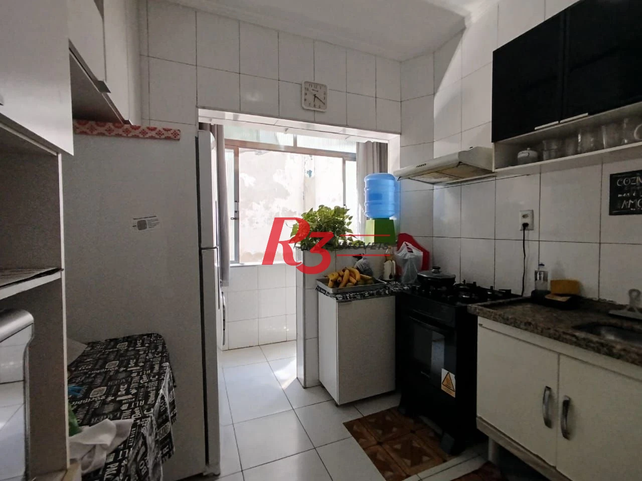 Apartamento com 3 dormitórios à venda, 68 m² por R$ 395.000,00 - Macuco - Santos/SP