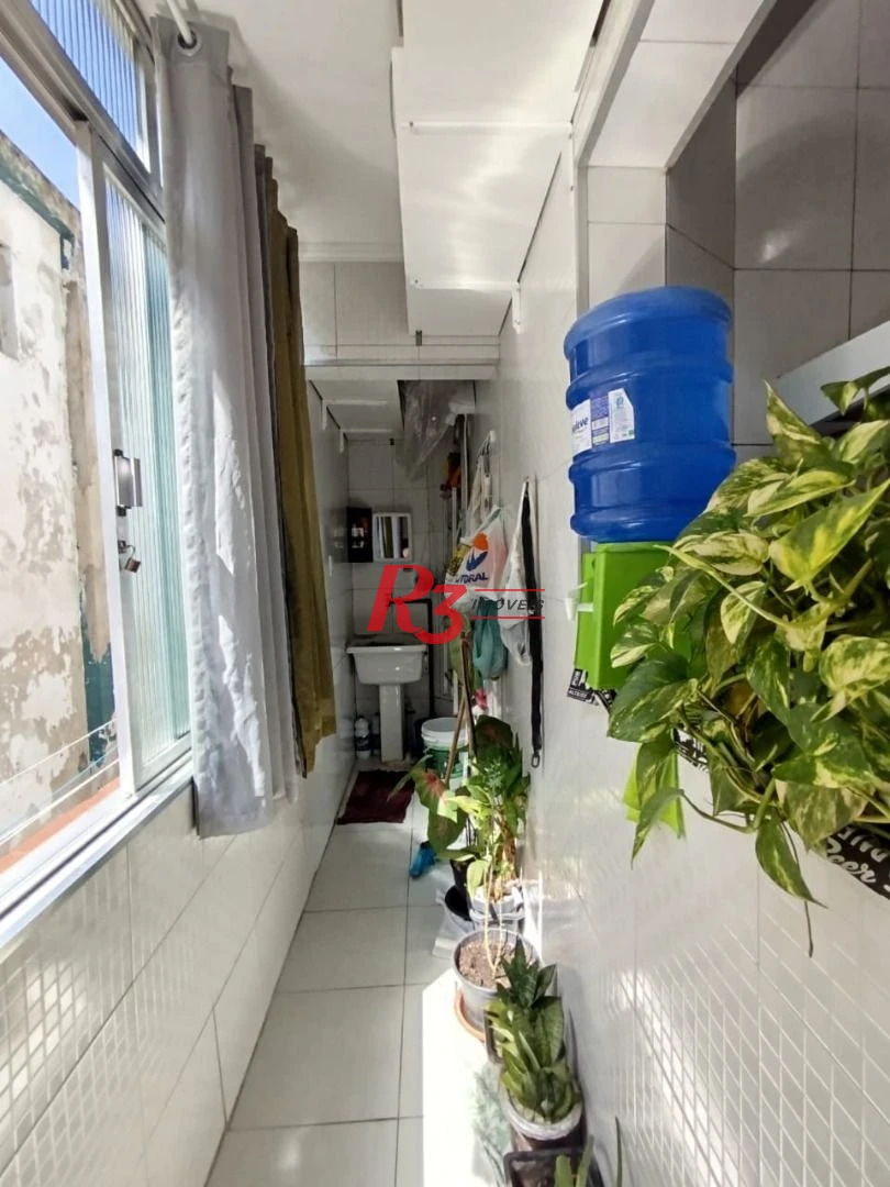 Apartamento com 3 dormitórios à venda, 68 m² por R$ 395.000,00 - Macuco - Santos/SP