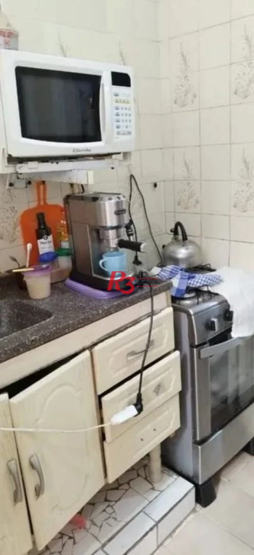 Kitnet com 1 dormitório à venda, 24 m² por R$ 270.000,00 - Pompéia - Santos/SP