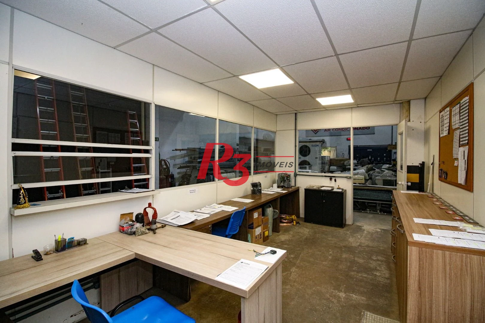 Prédio, 666 m² - venda por R$ 2.500.000,00 ou aluguel por R$ 25.000,00/mês - Vila Nova - Santos/SP