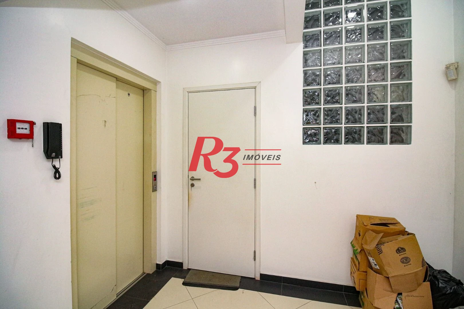Prédio, 666 m² - venda por R$ 2.500.000,00 ou aluguel por R$ 25.000,00/mês - Vila Nova - Santos/SP