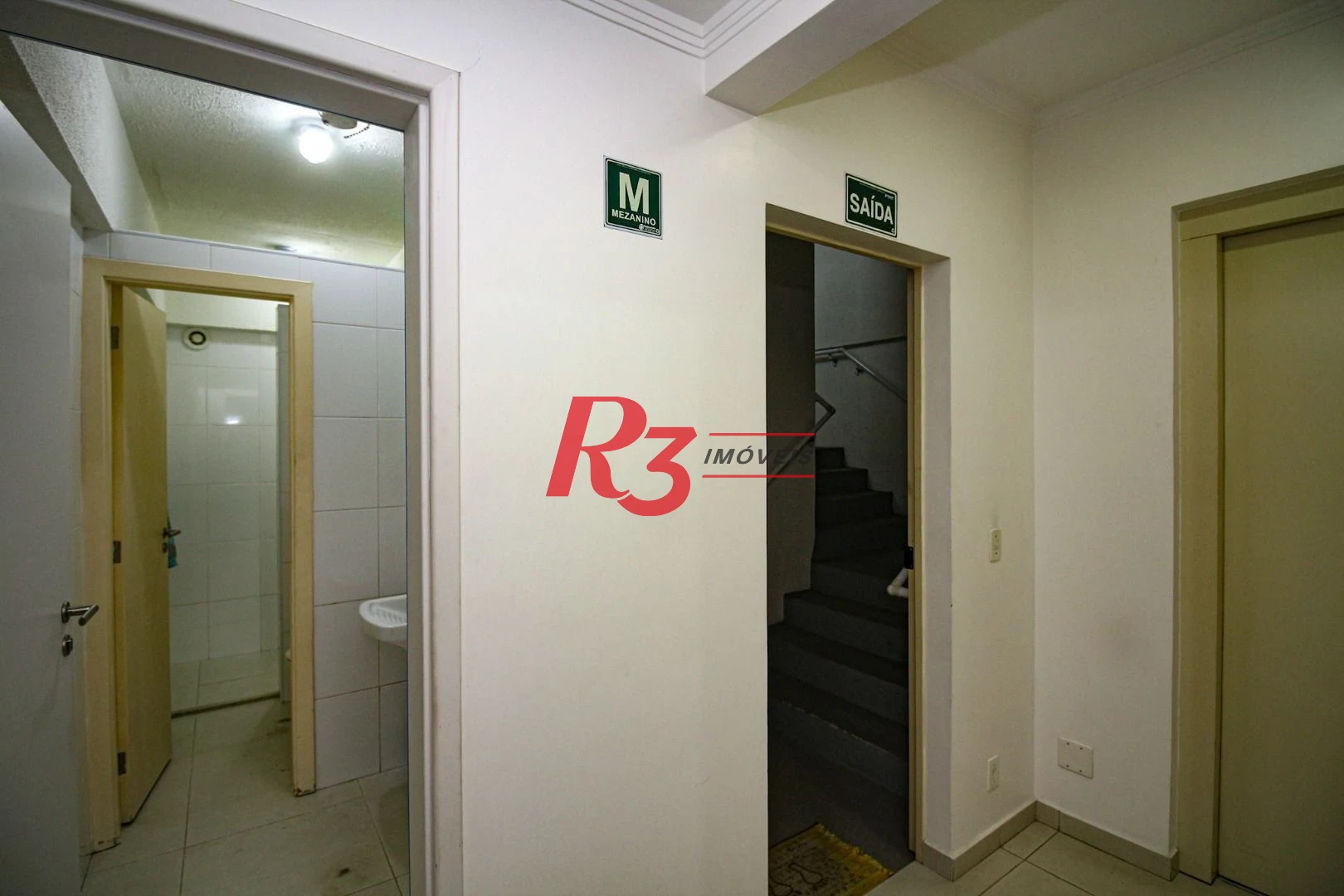 Prédio, 666 m² - venda por R$ 2.500.000,00 ou aluguel por R$ 25.000,00/mês - Vila Nova - Santos/SP