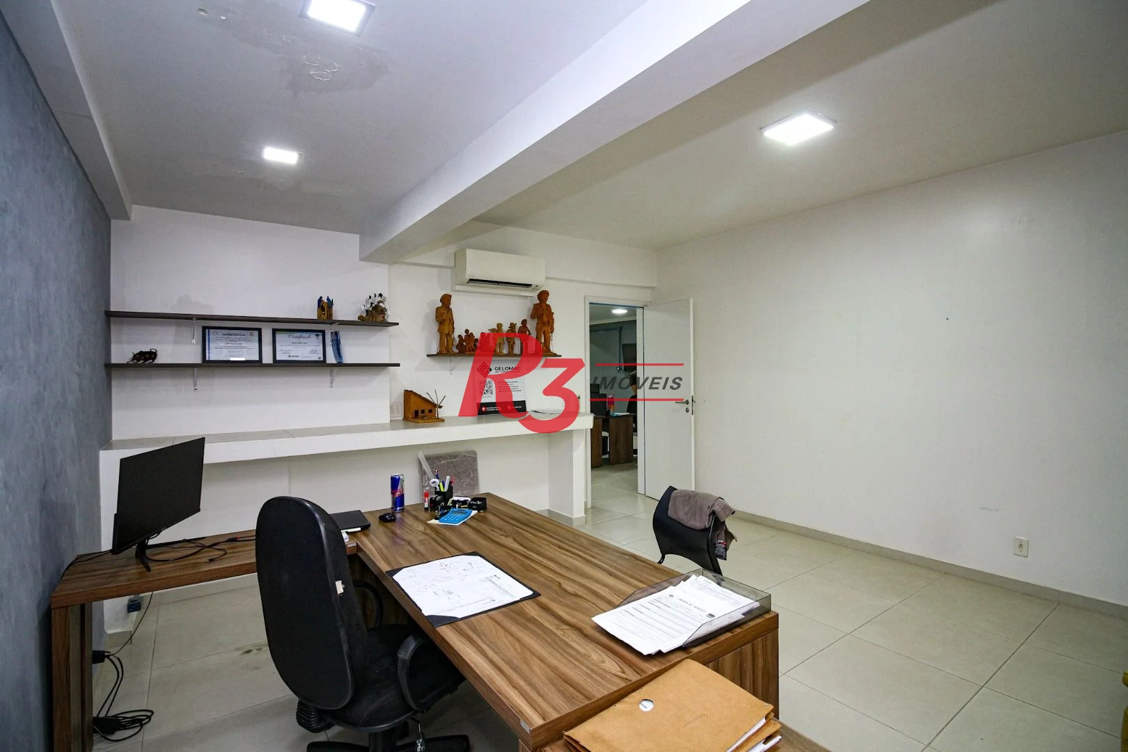 Prédio, 666 m² - venda por R$ 2.500.000,00 ou aluguel por R$ 25.000,00/mês - Vila Nova - Santos/SP