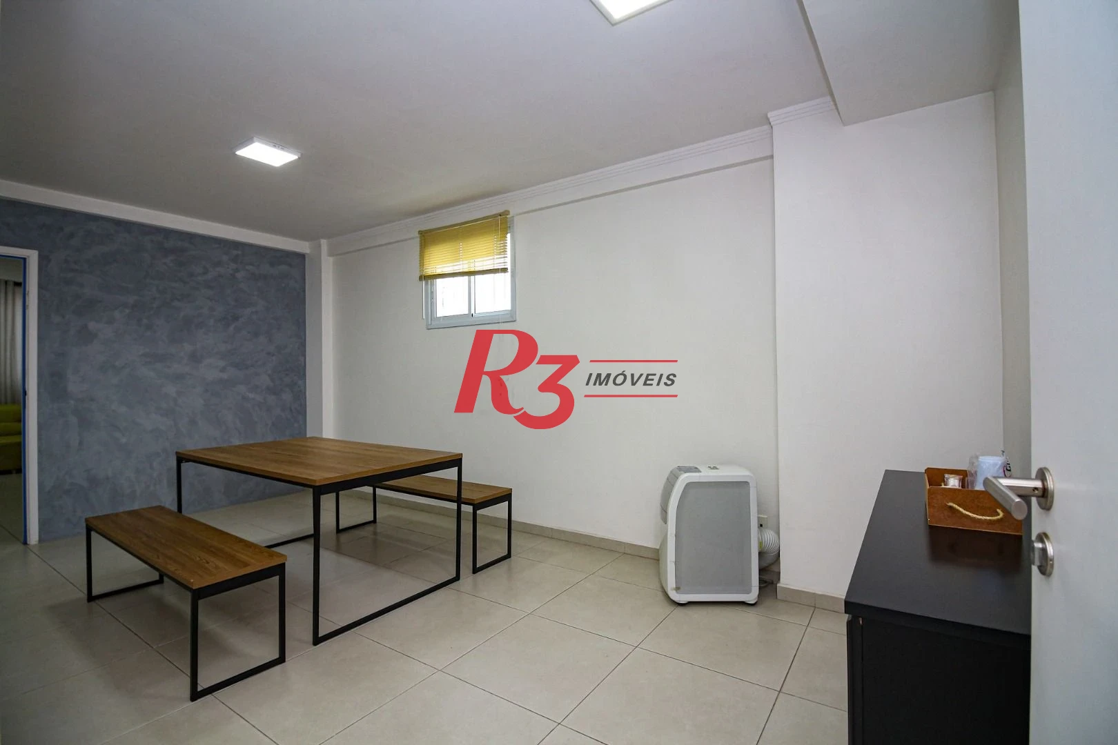 Prédio, 666 m² - venda por R$ 2.500.000,00 ou aluguel por R$ 25.000,00/mês - Vila Nova - Santos/SP
