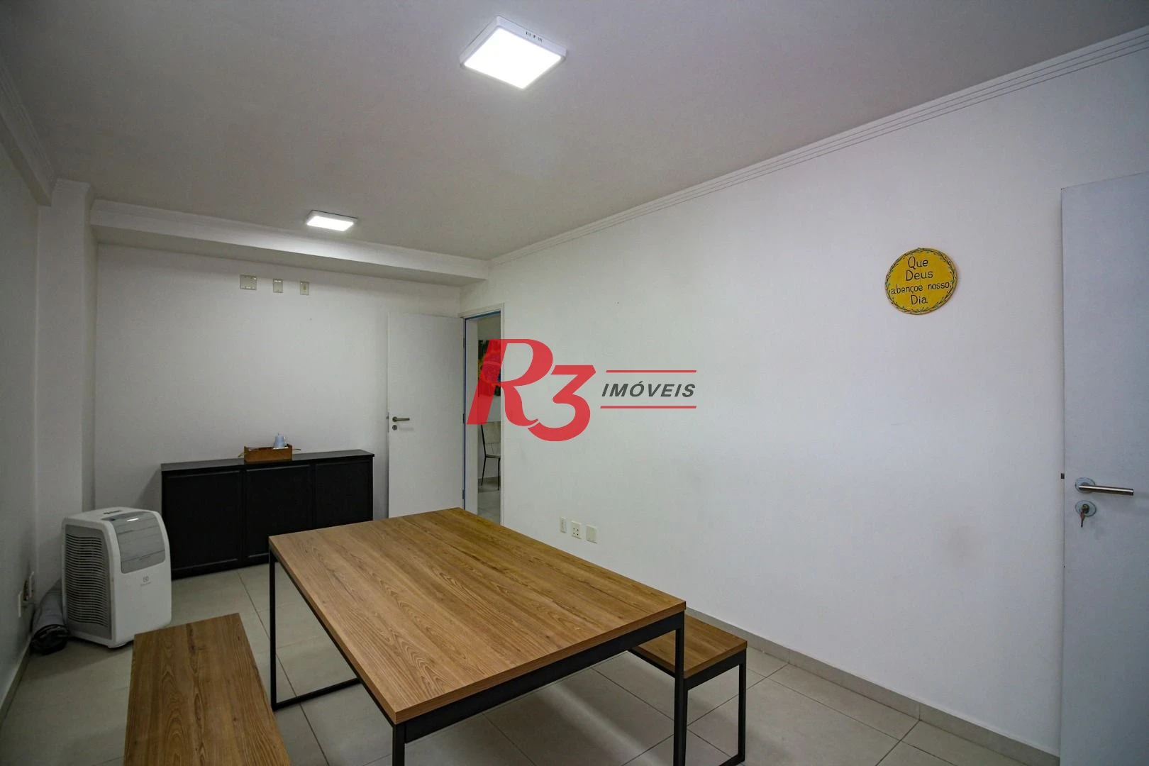 Prédio, 666 m² - venda por R$ 2.500.000,00 ou aluguel por R$ 25.000,00/mês - Vila Nova - Santos/SP