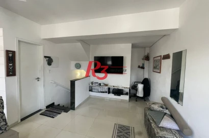 Casa com 2 dormitórios à venda, 105 m² por R$ 480.000,00 - Estuário - Santos/SP
