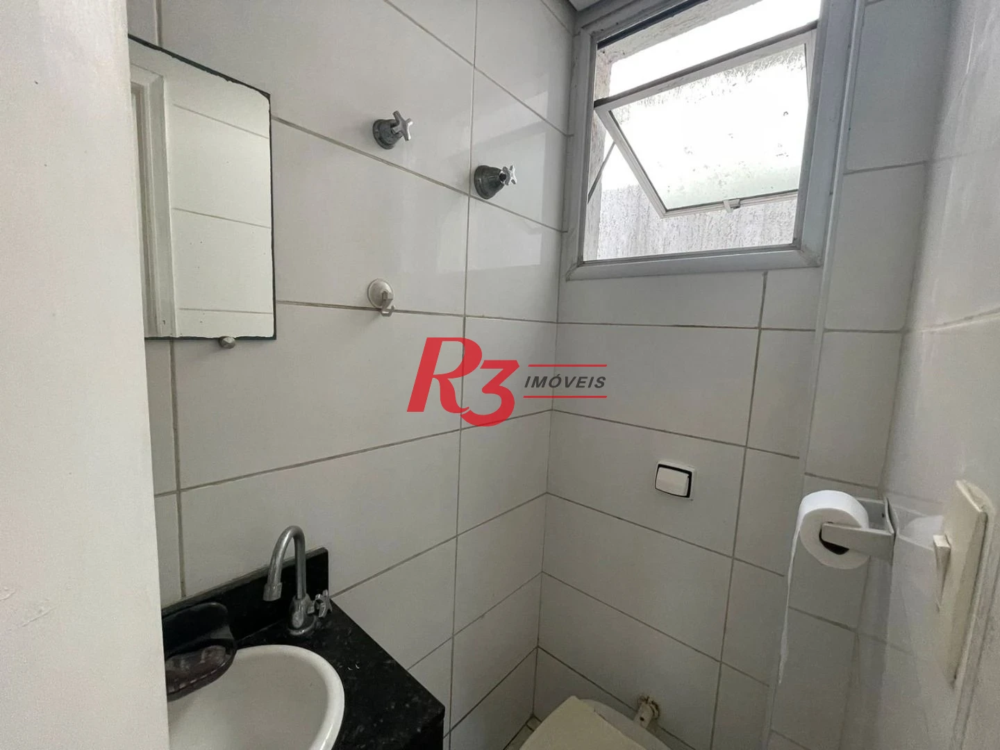 Casa com 2 dormitórios à venda, 105 m² por R$ 480.000,00 - Estuário - Santos/SP