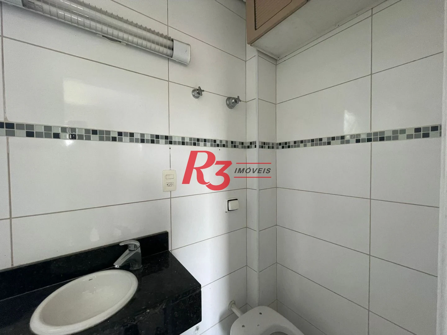 Casa com 2 dormitórios à venda, 105 m² por R$ 480.000,00 - Estuário - Santos/SP