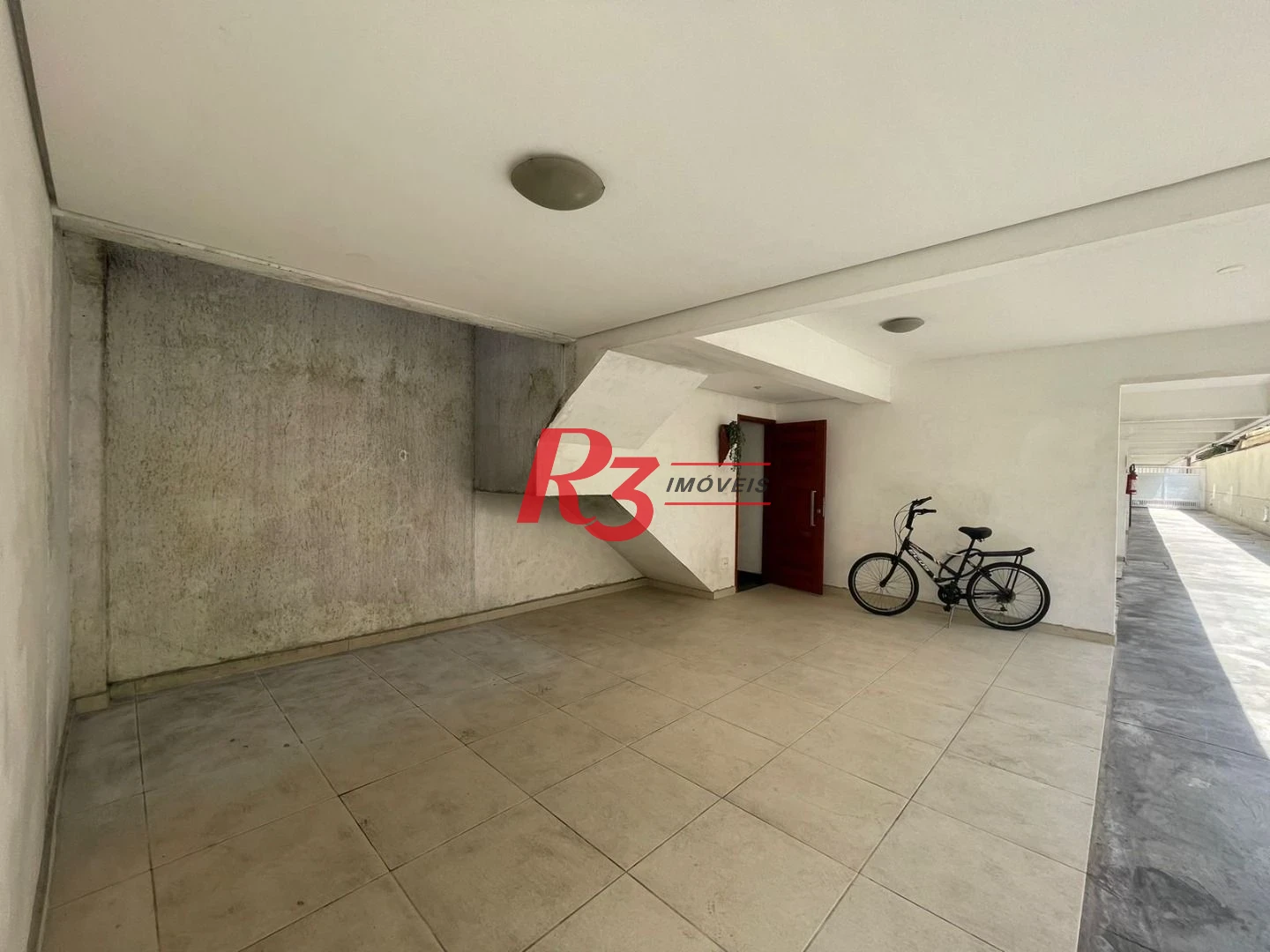 Casa com 2 dormitórios à venda, 105 m² por R$ 480.000,00 - Estuário - Santos/SP