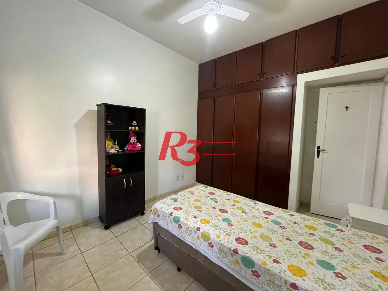 Apartamento com 2 dormitórios à venda, 69 m² por R$ 370.000,00 - Encruzilhada - Santos/SP