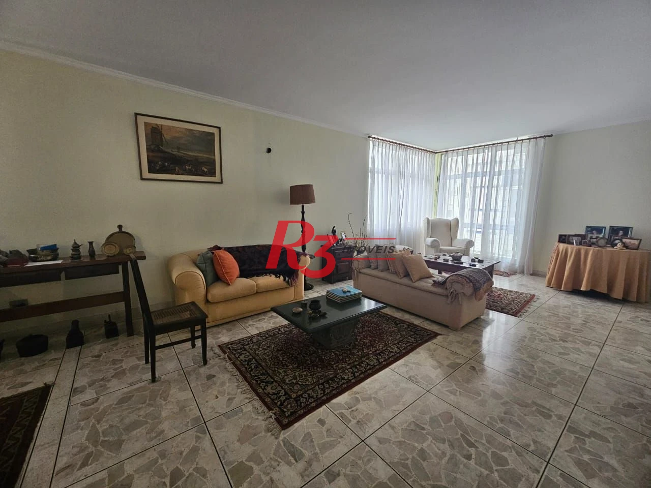 Apartamento com 3 dormitórios à venda, 190 m² por R$ 930.000,00 - Gonzaga - Santos/SP