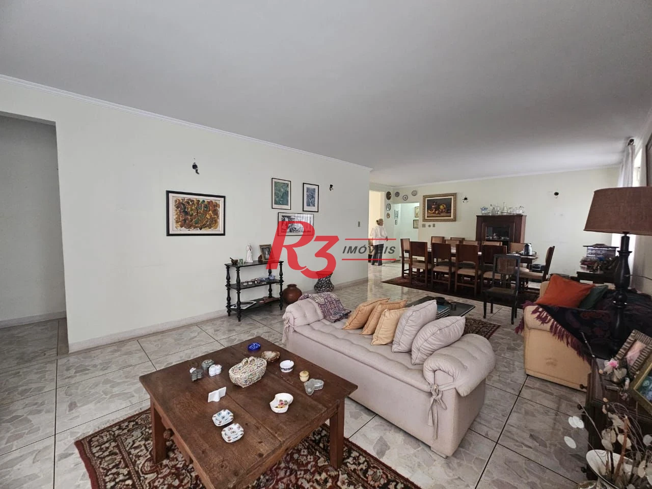 Apartamento com 3 dormitórios à venda, 190 m² por R$ 930.000,00 - Gonzaga - Santos/SP