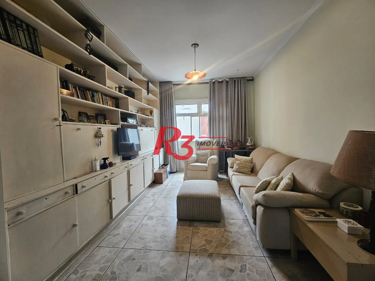 Apartamento com 3 dormitórios à venda, 190 m² por R$ 930.000,00 - Gonzaga - Santos/SP