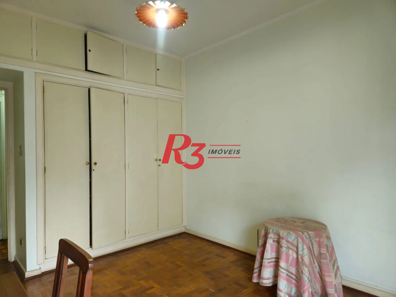 Apartamento com 3 dormitórios à venda, 190 m² por R$ 930.000,00 - Gonzaga - Santos/SP