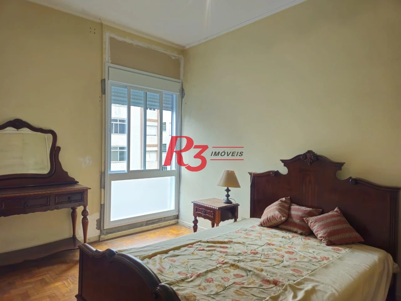 Apartamento com 3 dormitórios à venda, 190 m² por R$ 930.000,00 - Gonzaga - Santos/SP