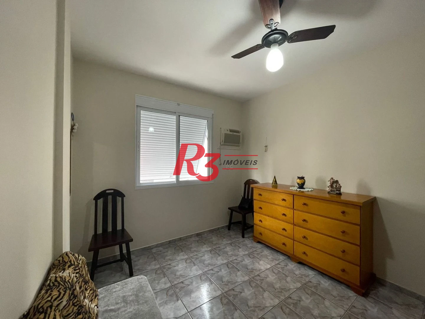 Apartamento com 2 dormitórios à venda, 110 m² por R$ 870.000,00 - Pompéia - Santos/SP