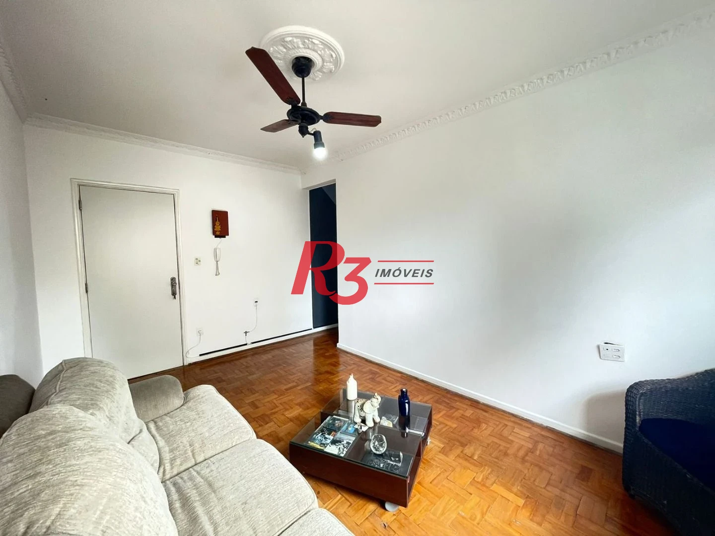 Apartamento com 3 dormitórios à venda, 80 m² por R$ 490.000,00 - Gonzaga - Santos/SP