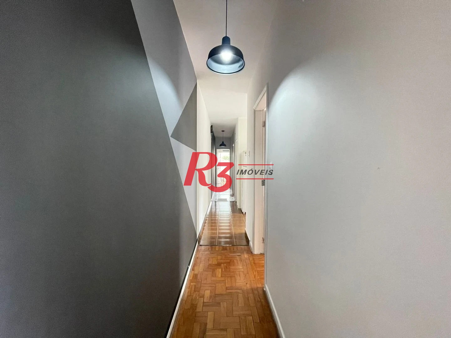 Apartamento com 3 dormitórios à venda, 80 m² por R$ 490.000,00 - Gonzaga - Santos/SP