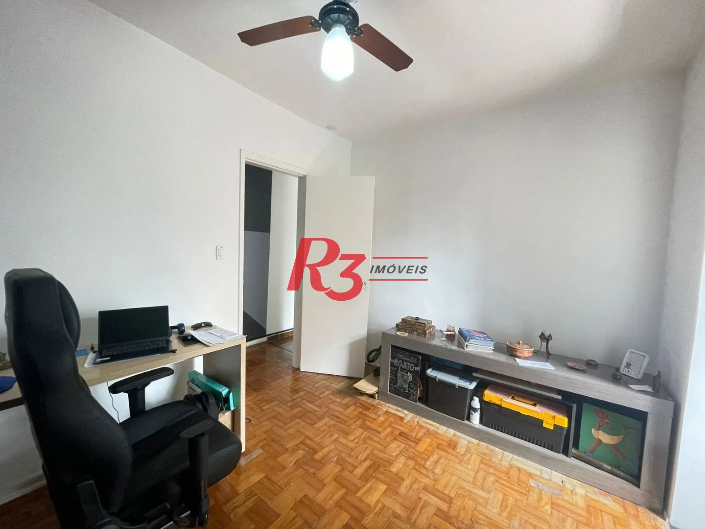 Apartamento com 3 dormitórios à venda, 80 m² por R$ 490.000,00 - Gonzaga - Santos/SP