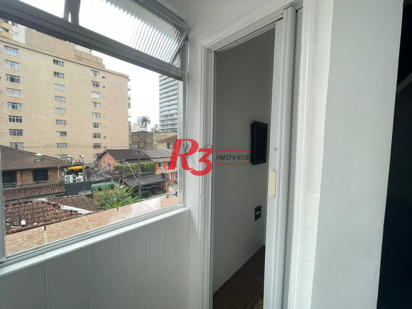 Apartamento com 3 dormitórios à venda, 80 m² por R$ 490.000,00 - Gonzaga - Santos/SP